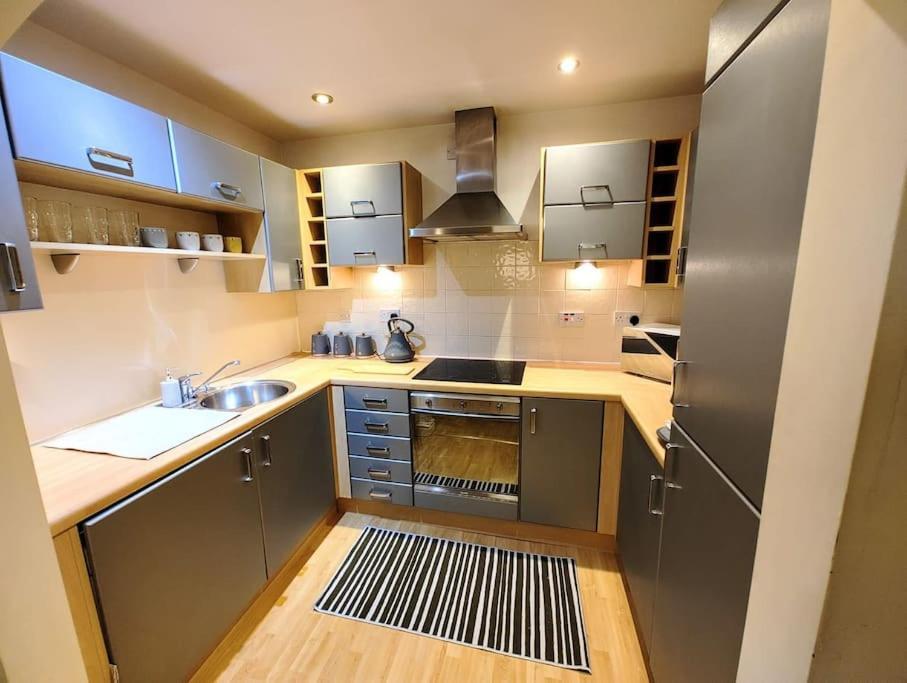 Cosy Central Modern * Nantwich