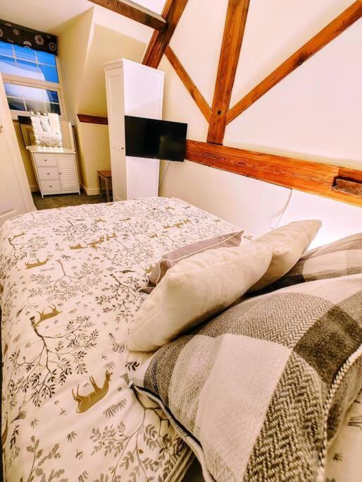 Cosy Central Modern * Nantwich