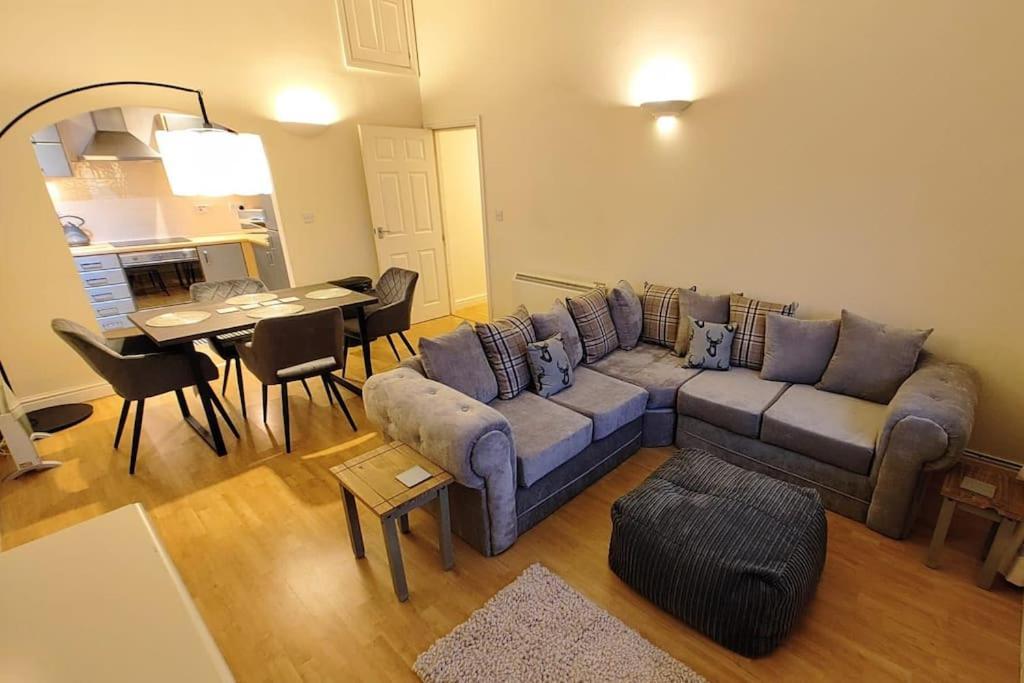 Cosy Central Modern